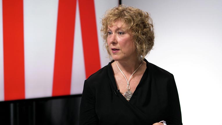 Women Still Lag Men in Retirement Saving. Why?