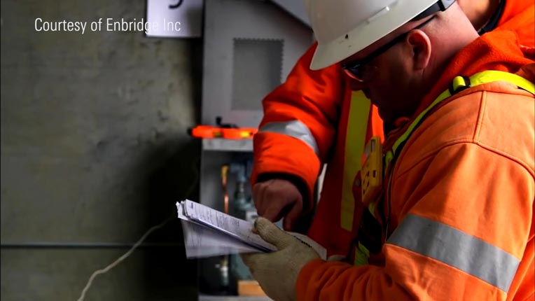 Stay the Course Amid Enbridge's Volatility
